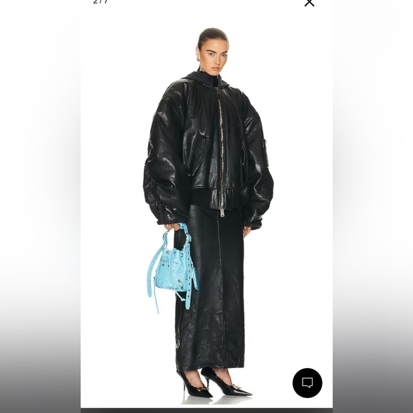 Balenciaga XS Le Cagole Bucket Bag - Picture 2 of 16